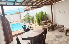 Casa com piscina moderna e aconchegante para sua maior comodidade - Foto 4