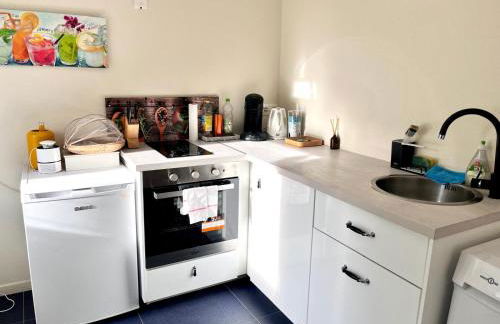 Sunny Suite by Leslodgespa - Studio moderne et coloré, proche de Bâle et de l'aéroport - Foto 12