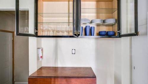 Entire Home Blocks from Notre Dame. Sleeps 8+ - Foto 3