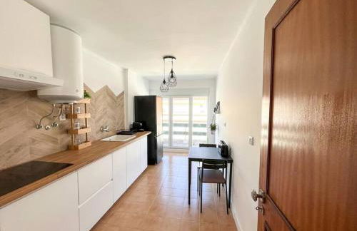 Esplanada-Zona Central-Perto Praias-Estacionamento Gratuito - Foto 15