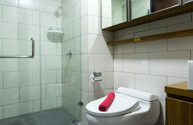 Best Price 1BR Lexington Residence - Photo 18