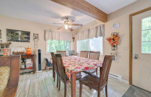 Indoor Pool Access Cabin in Lakes of the North! - Foto 5