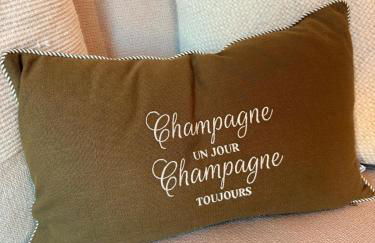 Ecolodge "Les Treilles Monet" Gîte insolite en Champagne à proximité d'Epernay - Foto 6