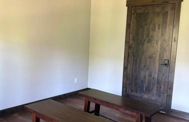 Snowghost Den-Luxury Ski In Ski Out Home Sleeps 9 with 3 Bedrooms 2 and a half Bathrooms and Private Hot Tub - Foto 2