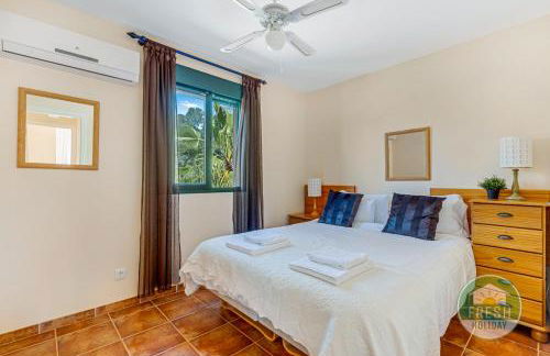 Casa Perez - family home with pool - Photo 4