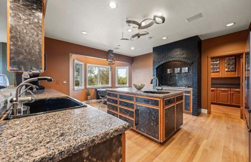 Vista De Lago Retreat Luxury Mansion with Pool and Theater - Foto 59