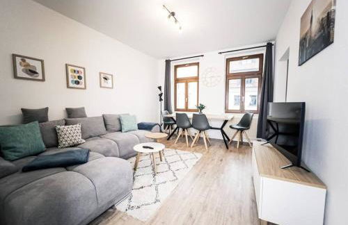 ⋙ Stilvolle Wohnung mit 2 Schlafzimmern & Balkon ⋘ - Foto 3