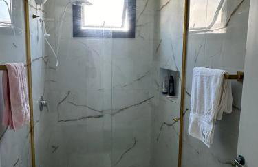 Casa Alto Padrão Com Piscina perto da praia - Foto 26