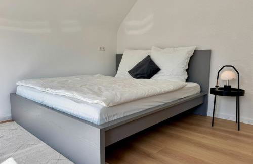 Gemütliches Dach-Apartment in der Stadt - ADAM - - Foto 6