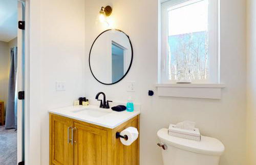 On Mountain Time - Photo 15