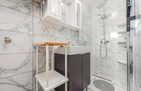 Nice Apartment In Veli Iz - Foto 18