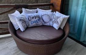 Chalé de Madeira, a 60m do mar em condomínio - Foto 7