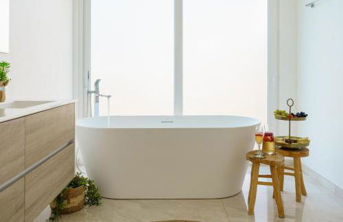 Paradise Villa, luxury villa near the beach - Photo 17