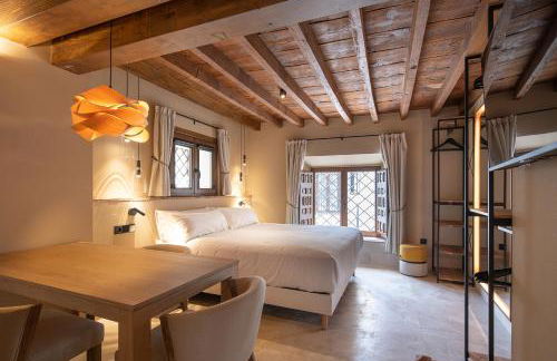 Calm Suites Babole - Foto 38