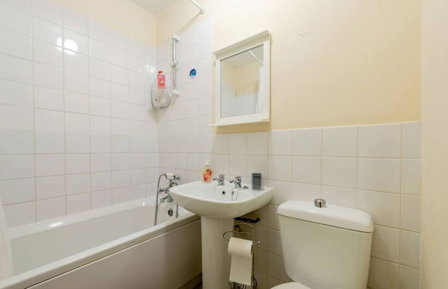 Charming 1-bed Apartment in Luton - Foto 9