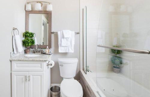 Shotgun Craftman House with Private Patio - Foto 16