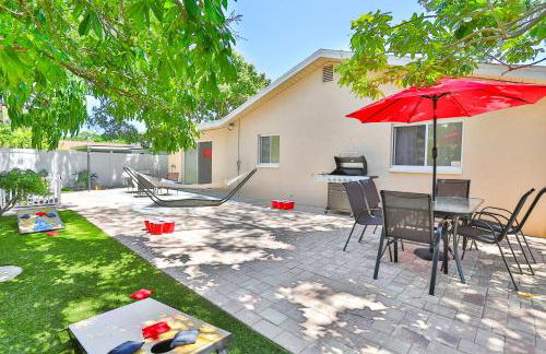 Pool Table, Minigolf, Games at Pondside FunHouse - Foto 45