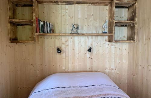 La Ramure - Tiny chalet et sauna privatif, vue lac et pêche en famille - Foto 10