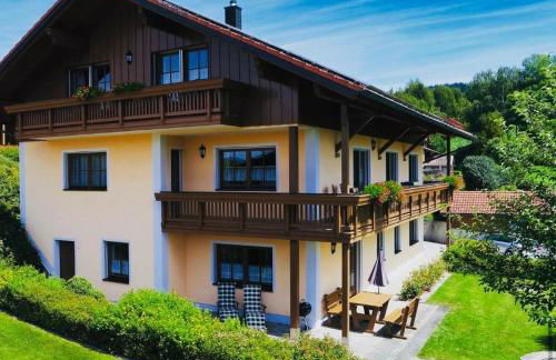 Ferienwohnungen Holzferienhäuser Leithenwald - Foto 2