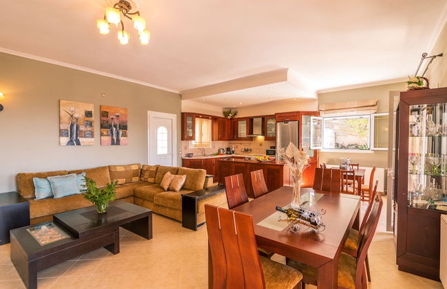 The Olive Grove Cottage by Konnect, 2.5 km from Ipsos - Foto 4