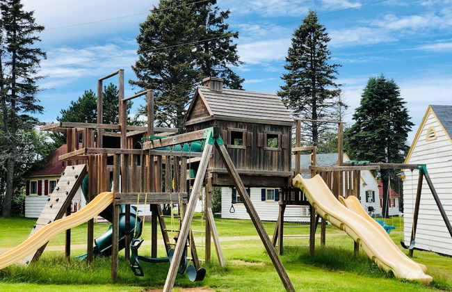 Green Gables Bungalow Court - Photo 69