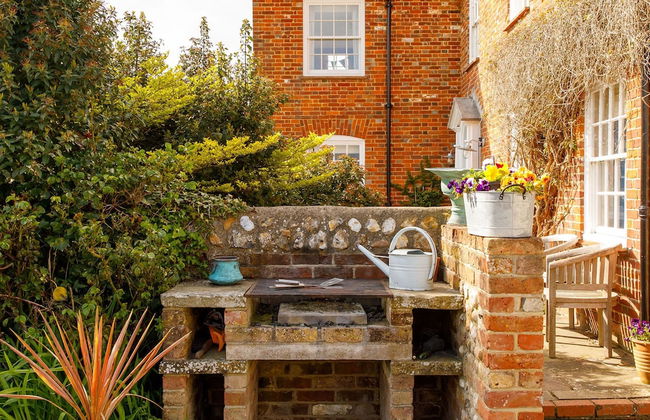 Amazing 5 BR Country Home Pool Gym Yoga Studio - Photo 62