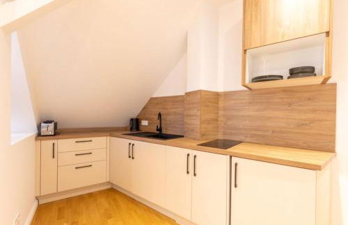 Modern Kudamm Luxury Home with 2 kitches - Foto 24