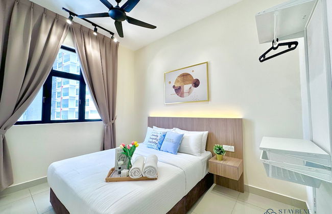 Twin Tower Residence by Stayrene - Photo 19