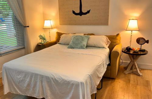 Deerfield Beach Boca Raton with pool 1 mile from the beach - Photo 20