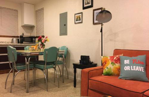 OU-Walk to Campus , Downtown ; Designer Studio - Foto 63