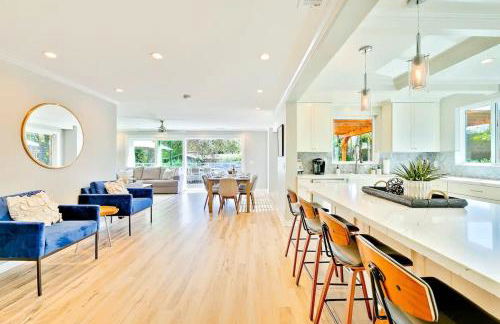 Outdoor Haven with Spa Walk to La Jolla Shores Beach - Photo 26