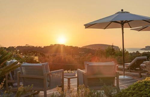 Exclusive Luxury Villa with Stunning Sea Views - Foto 2