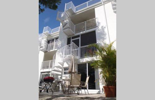 LIC Mgr - MODERN 3 BED 4 BATH VILLA - UPSCALE OCEANFRONT RESORT - INDOOR PICKLEBALL - SPEAKEASY! - Photo 28