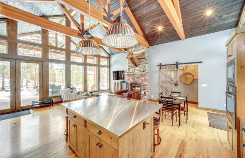 Chelan Mountain Retreat Chalet with Fire Pit! - Foto 5