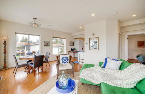 Beautiful Birch Bay Retreat with Deck and Fire Pit! - Foto 5