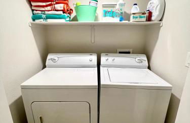 Supreme updated Hawkridge Condo - Foto 18