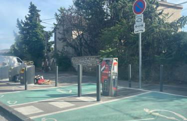 Apt Chic with view on Collines de Marcel Pagnol Wifi free parking and clim - Foto 16