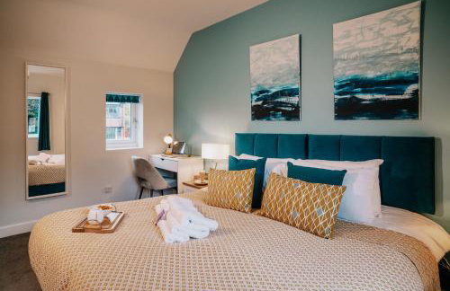 Spacious 4-bed Ample Parking Fast WiFi Contractor Family Friendly - Photo 14