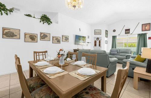 Upstay - Games & Private Pool Family Home - Photo 13