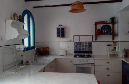 Tranquil Spanish Mountain Retreat - Foto 5