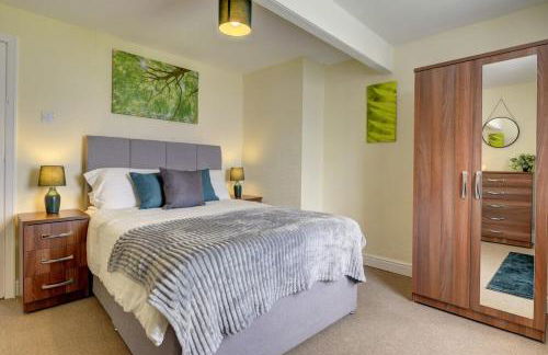 5 bedrooms, sleeps up to 16, secure parking space & comfort - Foto 31