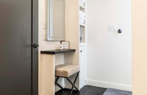 4BR 2BA Dog Friendly 3 Kings Walk to Lambeau - Foto 28