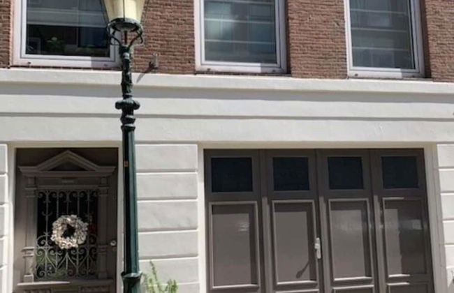 Quietly Located Mansion Near the Centre of The Hague - Foto 17