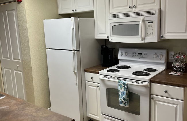 Washburn Hotel Suites - Photo 13