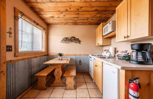 New! Charming Cabin in Colorado National Forest - Foto 14