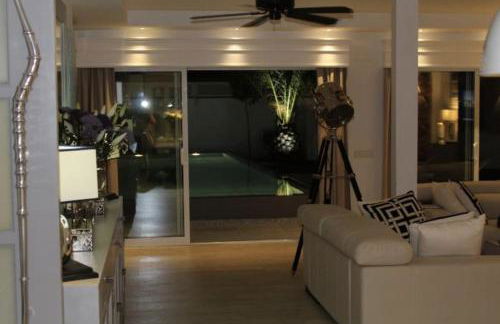 Villa Luxe, Puerto Banus, Marbella - Photo 3