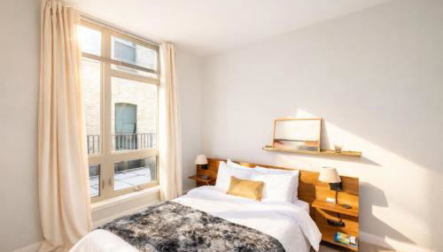 Walker's Point Apt with Gym and Balcony - Foto 3