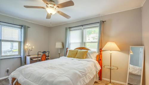 2BR Retreat with Fire Pit Close To Downtown STL - Foto 2