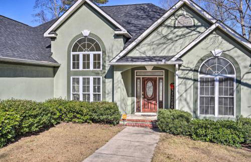 Luxe Lake House with Pool and Dock on Deep Water Cove! - Foto 42