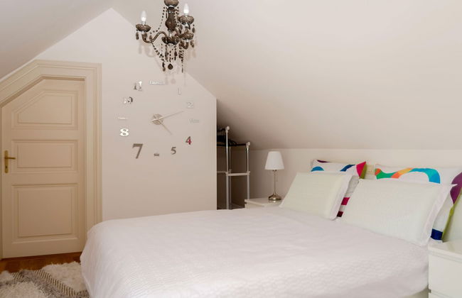 VIP Apartment - Photo 3